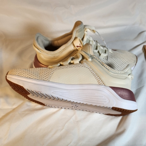 Vntg PUMA WOMENS SOFTRIDE SOPHIA COMFORT WALKING AND RUNNING SHOE SZ 7 - Picture 14 of 15